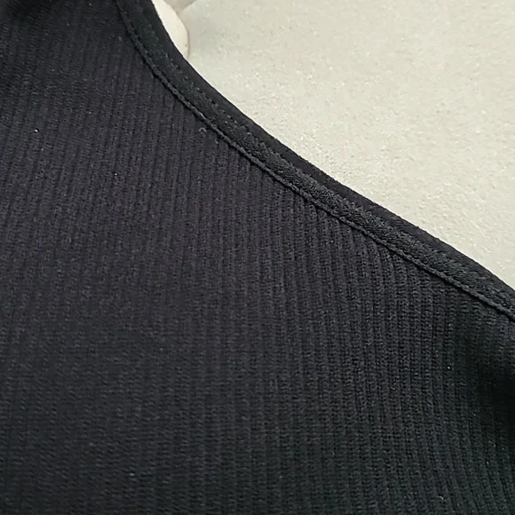 NWT Rline Bralette. Size small. - Picture 3 of 9